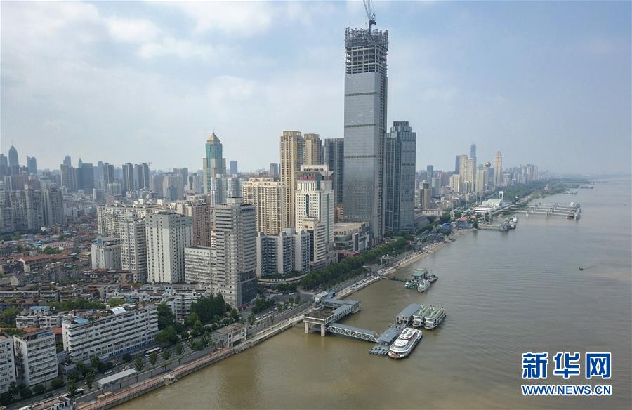 武汉武汉长江大桥_武汉_武汉市人流