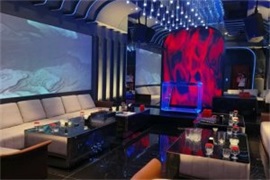 "揭秘夜生活：探索武汉酒吧文化的五大魅力"